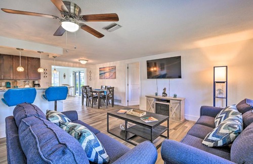 Englewood South Casa | Englewood Escape with Screened-In Pool and Grill!
