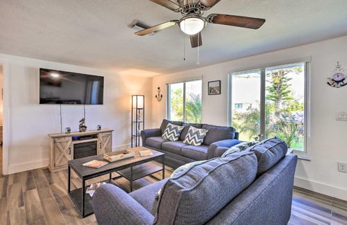 Englewood South Casa | Englewood Escape with Screened-In Pool and Grill!