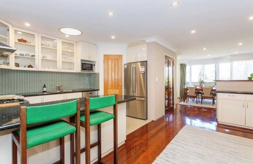 Fremantle Casa | Enjoy a comfortable experience at this extremely central Fremantle house