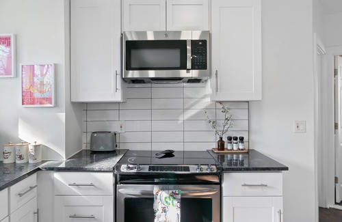 Ferndale Casa | Enjoy a comfortable stay in this newly renovated home