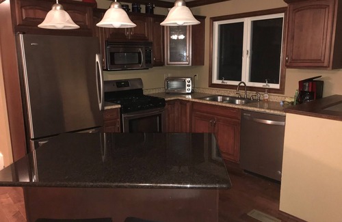 Lakewood Casa | Enjoy a getaway at Wheeler Lake Family Retreat