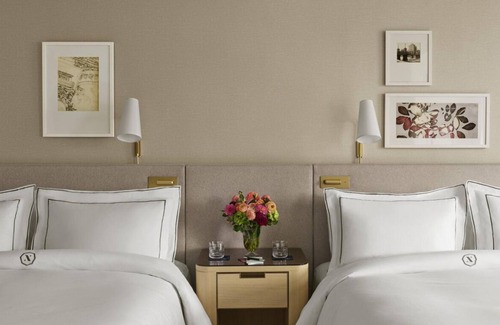 Back Bay East Hotel | Enjoy a Hassle-Free and Comfortable Stay! 4 Convenient Units, Pets Allowed