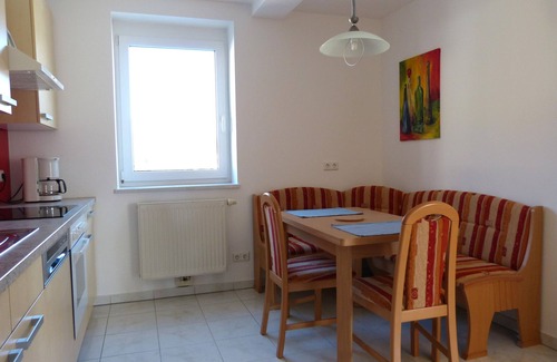 Tratten Apartamento | ¡Disfruta de unas vacaciones junto al lago, en la montaña, en uno de los lugares más bellos de Austria!