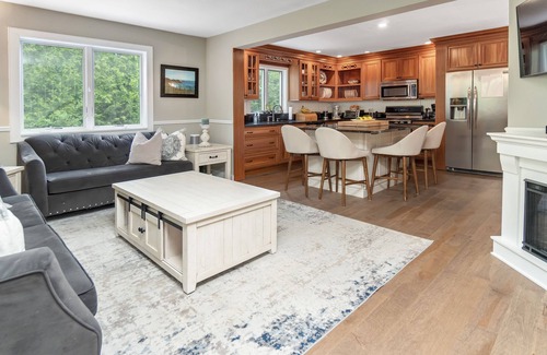 Sag Harbor Casa | Enjoy a lovely summer retreat in Sag Harbor Village, 1 mile to Main Street