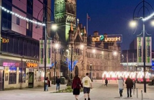 Bradford Apartamento | Enjoy a relaxing stay in the heart of Bradford at City Park View