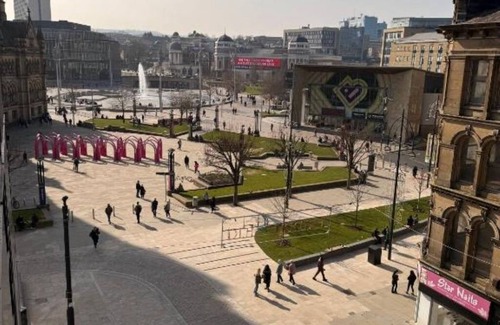 Bradford Apartamento | Enjoy a relaxing stay in the heart of Bradford at City Park View