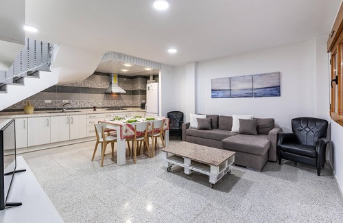 La Mamola Casa | Alojamiento de 4 habitaciones en La Mamola