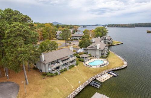 Hot Springs Apartamento | Enjoy a serene getaway and the thrill of horse racing