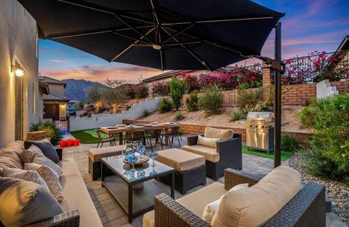 La Quinta Casa | Enjoy a stay @ Casa de Fore!Play! New Townhome!