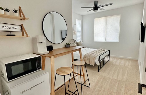 San Tan Valley Casa | Enjoy a wonderful experience at this centrally-located private casita
