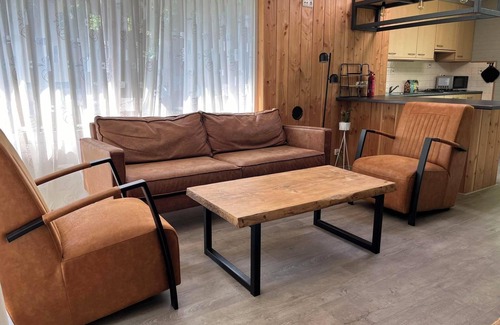 Gasselte Casa | Enjoy a wonderful stay in this detached bungalow. The spacious garden gives you all the freedom you need to enjoy the outdoors.