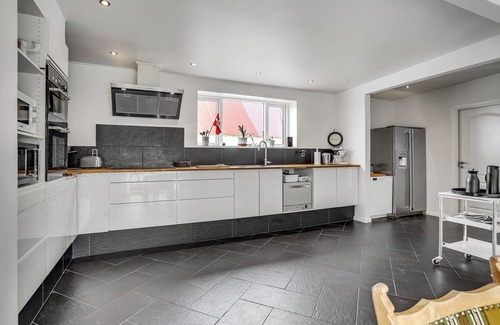 Naesby Casa | Alojamiento de 5 habitaciones en Odense N