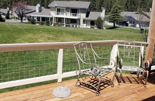 Plumas Eureka Estates Condominio | Enjoy all Seasons in beautiful Blairsden!