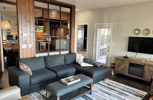 Laona Casa | Enjoy All that Northern Wi has to Offer. Lake home for rent