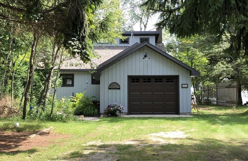Sturgeon Bay Casa | Enjoy Breathtaking Sun Rises On The Sandy Lake Michigan Shoreline!