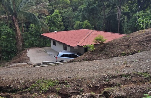 Sámara Casa | Enjoy Casa Tropical which offers a quiet and safe home to relax in!