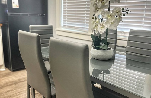 Caddo Heights-South Highlands Casa | "Enjoy Comfort in Every Stay"