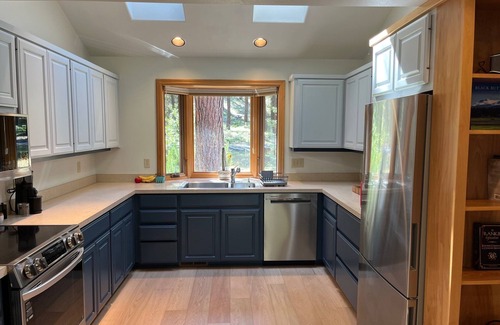 Black Butte Ranch Cabina | Enjoy Dakota House! A modern. Family-friendly. 4bdr cabin @ Black Butte Ranch