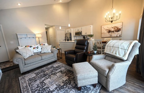 Bellaire Condominio | Beautiful!sleeps 6, 2 bath condo in Schuss Village golf pool access Boat parking