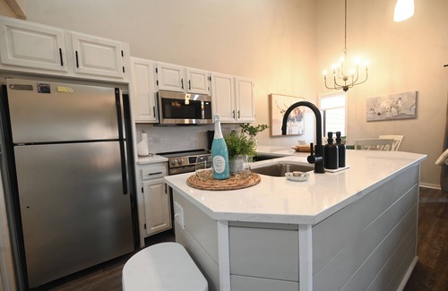 Bellaire Condominio | Beautiful!sleeps 6, 2 bath condo in Schuss Village golf pool access Boat parking