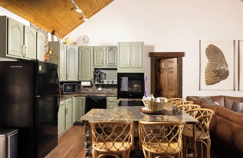 West Union Casa | Enjoy Lake Keowee with Private Sandy Beach, Dock, Water Toys, PWC & Boat options