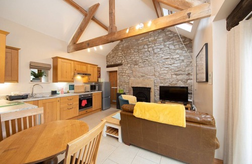 Crowdecote Cabaña | Enjoy life in the slow lane at Walker's Rest Cottage