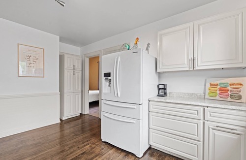 Bay View Casa | Enjoy Milwaukee's Bayview - 3 bed w/ balcony