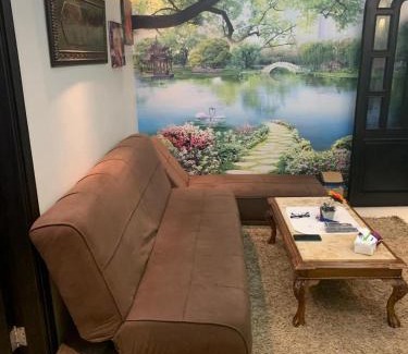 Ar-Raml 1 Casa | Enjoy modern lovely entire studio in a fancy building with Free Wi-Fi & AC and Flat screen TV in Loran in the heart of Alexandria