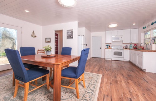Sunrise Beach Village Cabaña | Enjoy our speakeasy at our 2 bedroom cottage!