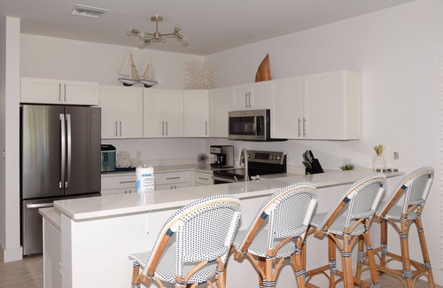 Treasure Cay Complejo | Disfruta de nuestro muy cómodo condominio frente al mar - ¡Séptima noche GRATIS!