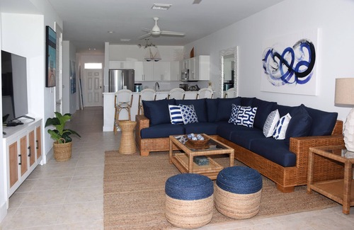 Treasure Cay Complejo | Disfruta de nuestro muy cómodo condominio frente al mar - ¡Séptima noche GRATIS!