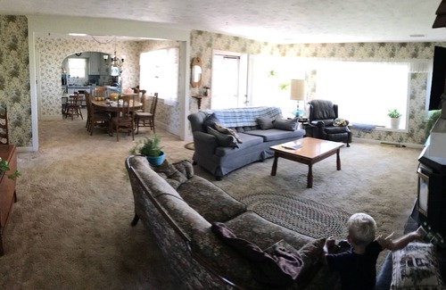 Buhl Casa | Enjoy peace and quiet on this family farm just minutes from Twin Falls