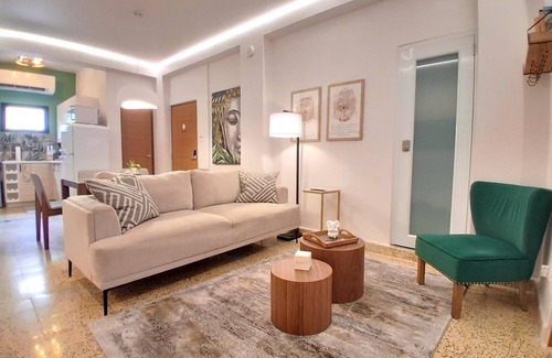 Hipodromo Condominio | Enjoy peace of mind in this beautiful 3-bedroom, 1-bath apt in the heart of San Juan. Casa Veda is equipped with a powerful generator and water cistern, guaranteeing you’ll never experience a blackout or be without water during your stay. Sleeps 6.