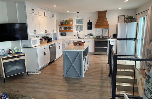 Fox Lake Casa | Enjoy Spectacular Sunset Views ☀️ On True Lakefront