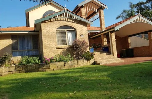 Falcon Casa | Enjoy the beautiful Falcon Bay beaches