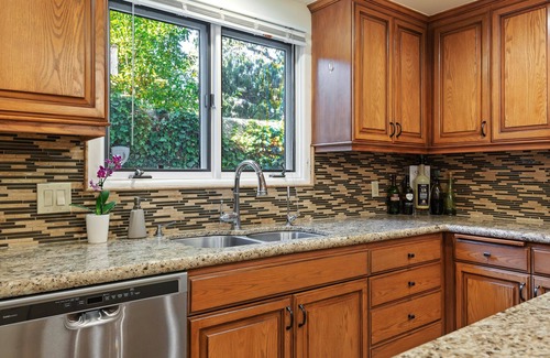 Laguna Condominio | Enjoy the Beauty of Downtown Santa Barbara Walk Everywhere!