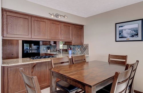Traverse City Casa | Disfrute de lo mejor de ambos mundos en el hermoso lago de plata