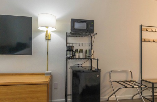 Eureka Springs Historic District Complejo | Enjoy the charm of Suite Number 11 at GloryDayz!