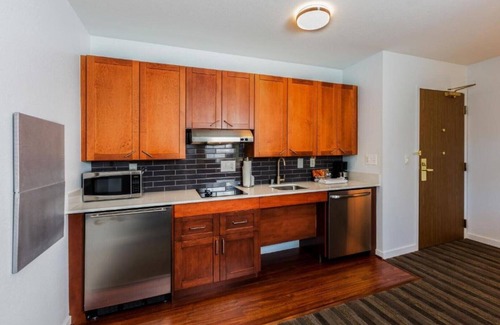 San Ramon Casa | Enjoy the Comforts of Home at Our Extended Stay Room in San Ramon