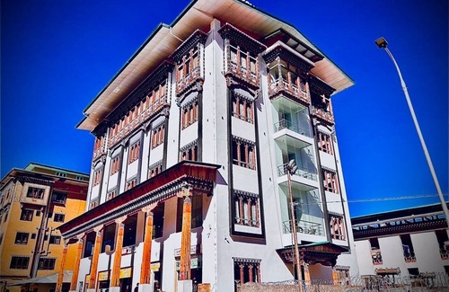 Paro Casa | Enjoy the Culturally preserved Paro Town in Bhutan.