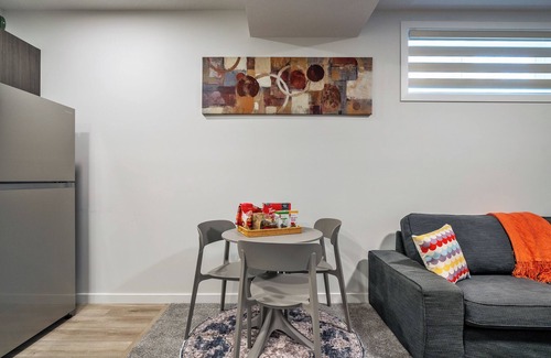 Airdrie Apartamento | Enjoy the elegance of this 2 bedroom apartment