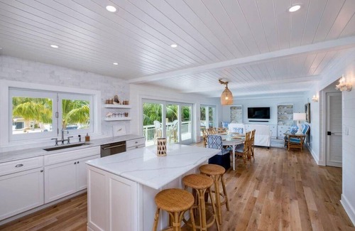 Venetian Shores Casa | Enjoy the good life in the perfect Islamorada Home!