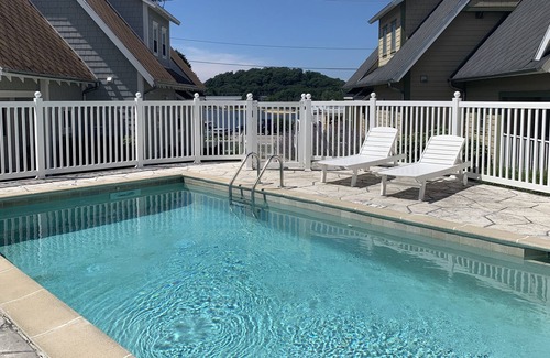 Grand Haven Casa | Enjoy The Lake Effect at Grand Haven Cottages