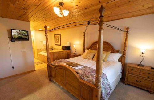 Mount Pleasant Apartamento | Enjoy The Outback+ Indoor Hot tub+Games+Puzzles+Tennis Court
