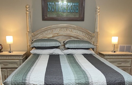 Hemphill Casa | Enjoy the peace and serenity in the woods near wonderful Toledo Bend Reservoir