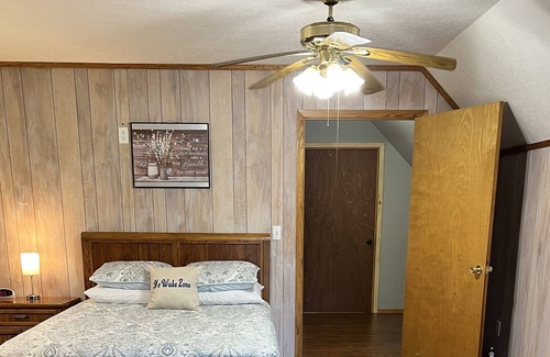 Hemphill Casa | Enjoy the peace and serenity in the woods near wonderful Toledo Bend Reservoir