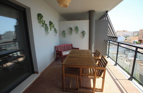 Chilches Apartamento | Enjoy the sun and the sea in this cozy and modern apartment in Xilxes,