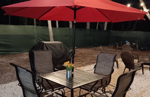 Ocala Casa | Enjoy the tranquility sounround by the nature in this Cozy 3-bedroom mobile home