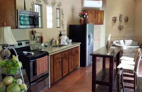 Tárcoles Casa | Disfrute de 1-7 casas en una finca privada
