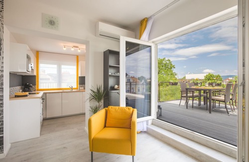 Istvanmezo Apartamento | ¡Disfruta de tu terraza privada cerca del parque de la ciudad!